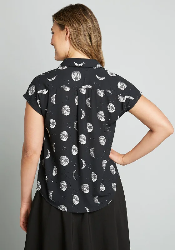 a-renewed-you-short-sleeve-blouse-moons-black