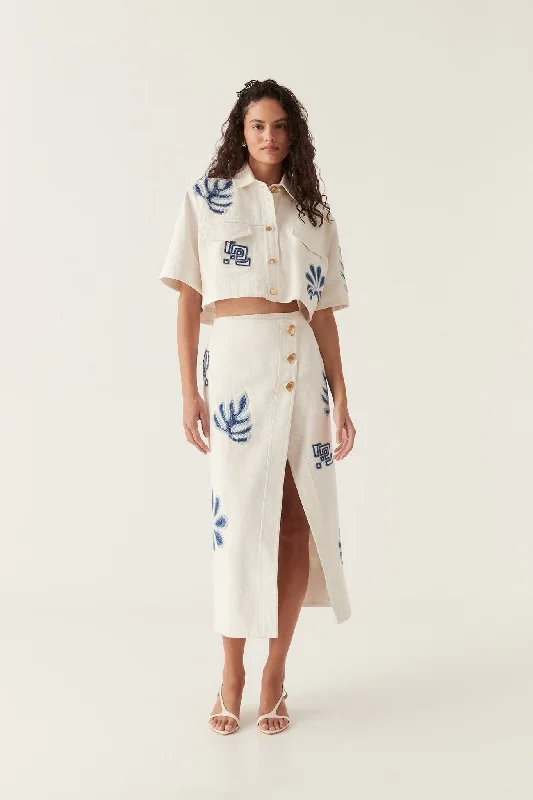 esprit-embroidered-crop-top-ivory-blue