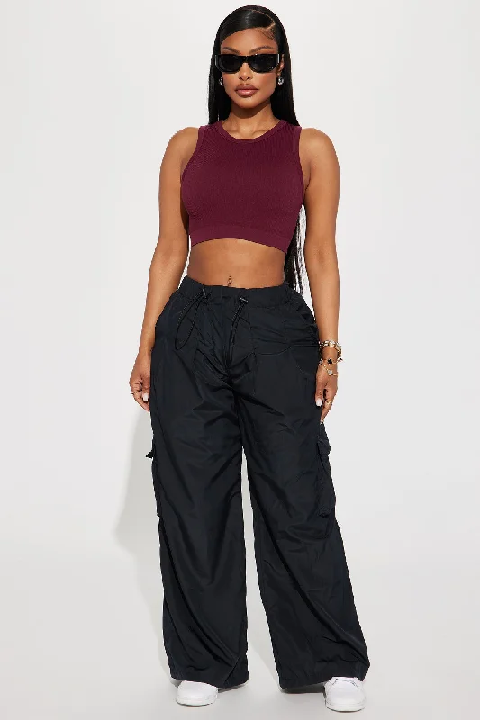 jackie-seamless-crop-top-burgundy