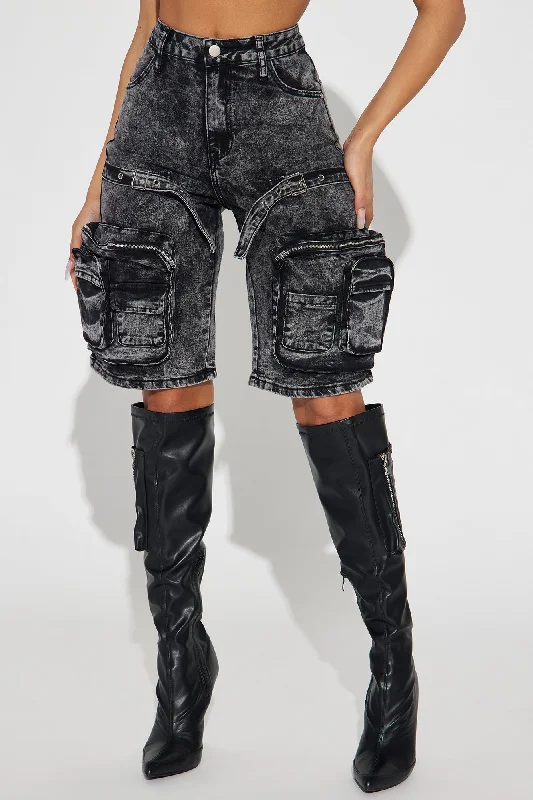 jhene-cargo-denim-jorts-black-wash