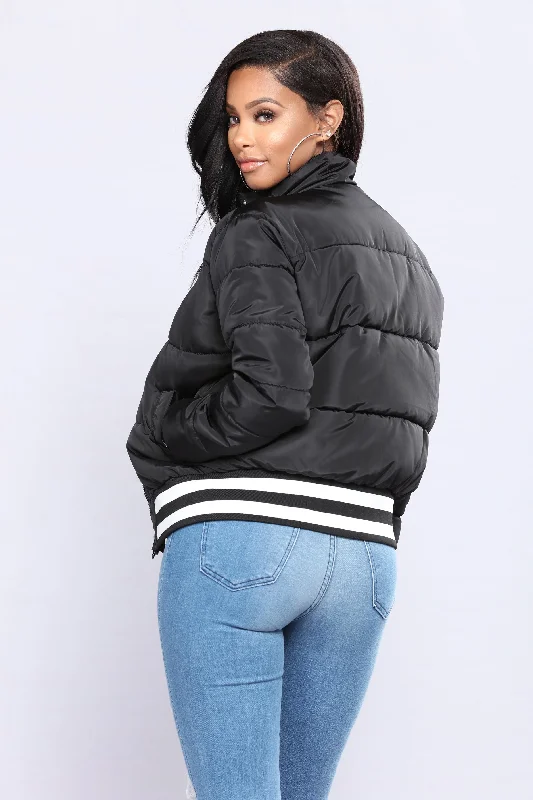 mrs-jackson-puffer-jacket-black