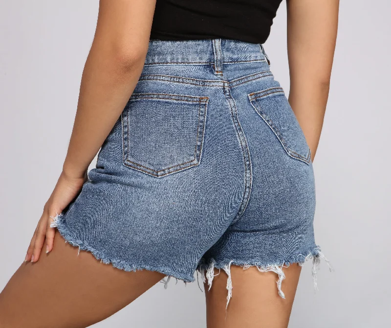 no-drama-destructed-denim-shorts-066030149141