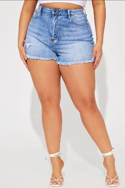 up-to-you-stretch-cut-off-denim-shorts-medium-wash