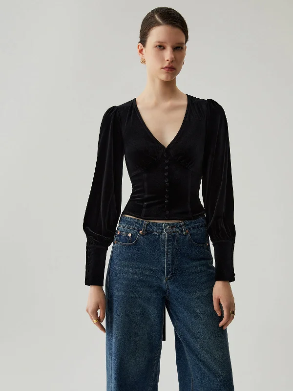 velvet-buttoned-v-neck-long-sleeve-crop-top