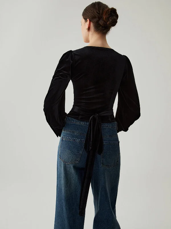 velvet-buttoned-v-neck-long-sleeve-crop-top