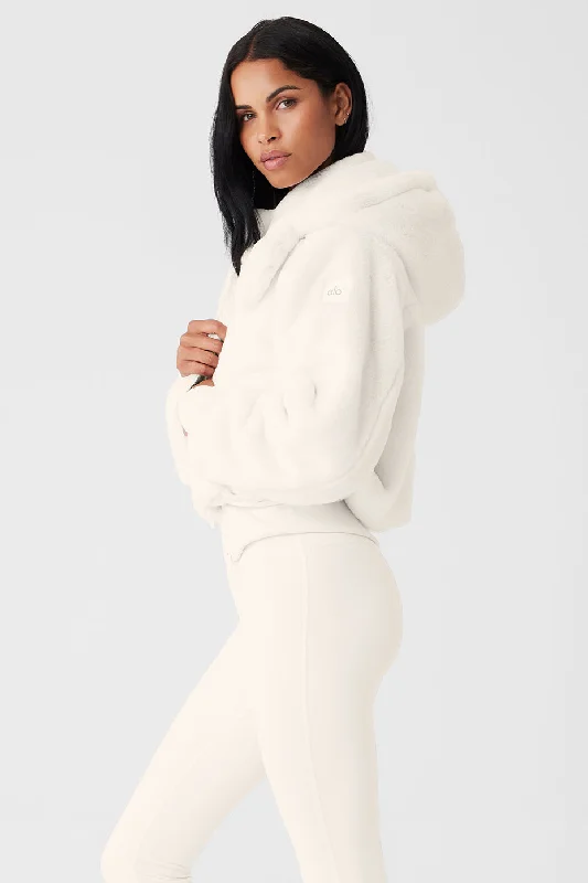 w4496r-faux-fur-foxy-jacket-ivory